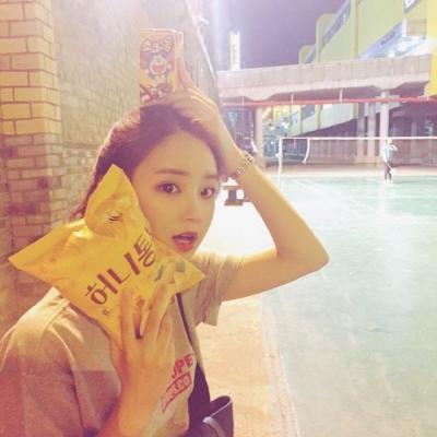 微信头像女50 第6张