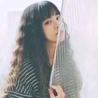 qq头像加背景图一套女 第3张