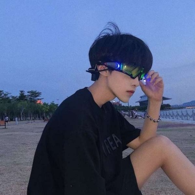 2024年最火qq头像图片男 第8张