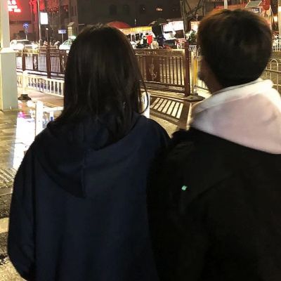 头像微信2025年情侣版 第1张