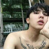 丧系头像男真人 第4张