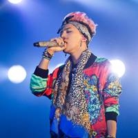 丧系头像男真人 第9张