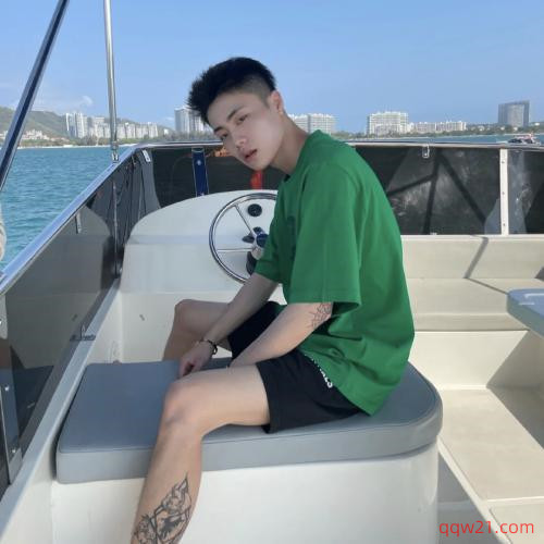 头像男真人高冷无水印 第15张