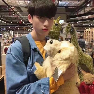 qq阳光头像男生 第3张