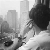 假装不是帅哥的网名男生 第1张