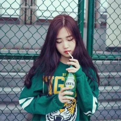 网名女生 四个字 第1张