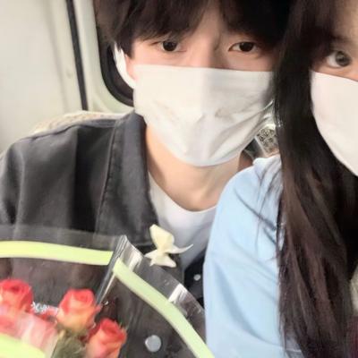 微信情侣网名排行 第1张